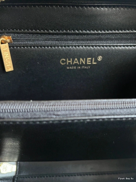 First Bag Ru VANITY CASE CHANEL 0712